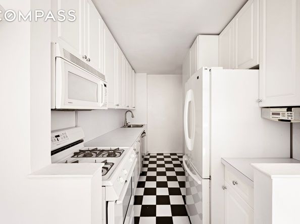 165 West End Avenue 9K, New York NY 10023