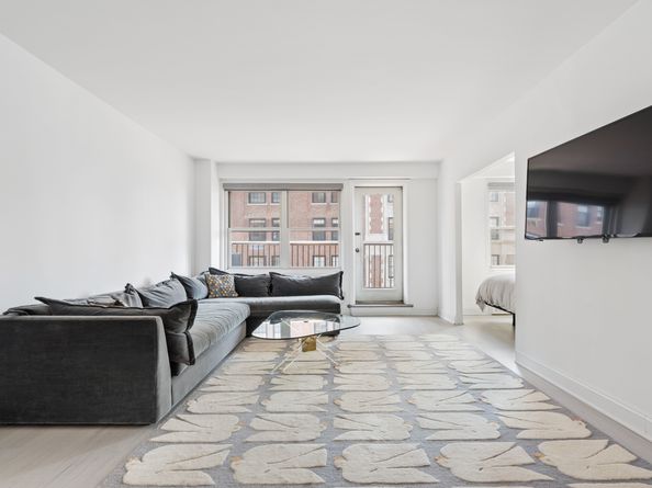 1199 Park Avenue 16E, New York NY 10128