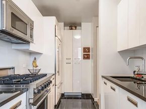 46-30 Center Boulevard 203, Queens NY 11109