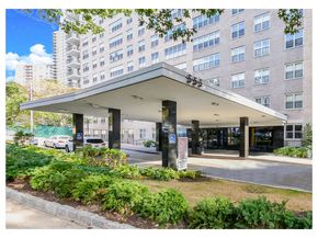 555 Kappock Street 26U, Bronx NY 10463