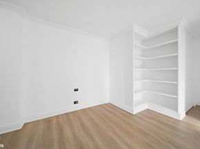 245 East 25th Street 15B, New York NY 10010