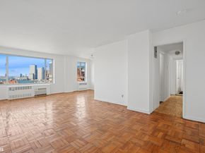 60 Remsen Street 10C, Brooklyn NY 11201