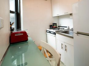 431 West 54th Street 5D, New York NY 10019