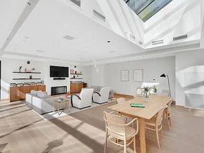 21-30 44th Drive 3M, Queens NY 11101