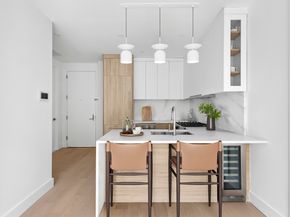 184 Hawthorne Street 4F, Brooklyn NY 11225