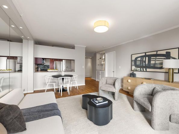 250 East 40th Street 30F, New York NY 10016