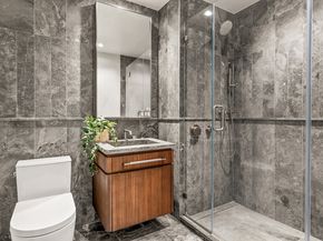 208 Delancey Street 7/B, New York NY 10002