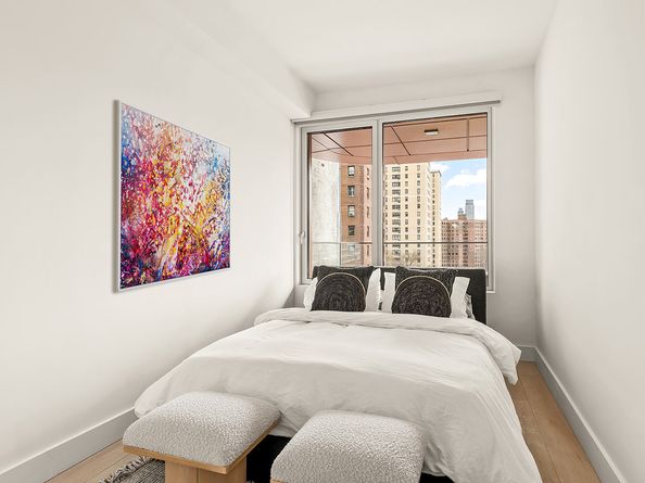 208 Delancey Street 7/B, New York NY 10002