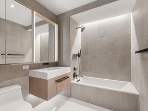 77 Greenwich Street 39B, New York NY 10006