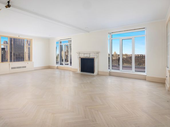 150 Central Park S 2504, New York NY 10019