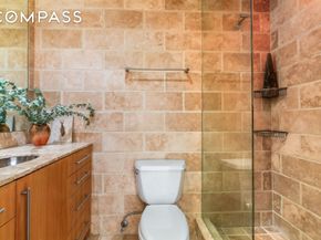 529 West 42nd Street 7B, New York NY 10036