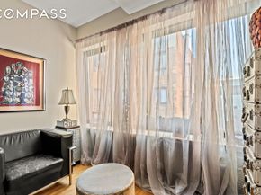 529 West 42nd Street 7B, New York NY 10036