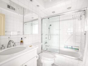 1725 York Avenue 32C, New York NY 10128