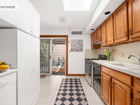 11 Temple Court, Brooklyn NY 11218