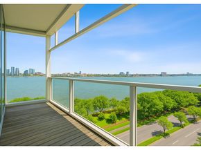 165 Charles Street 22, New York NY 10014