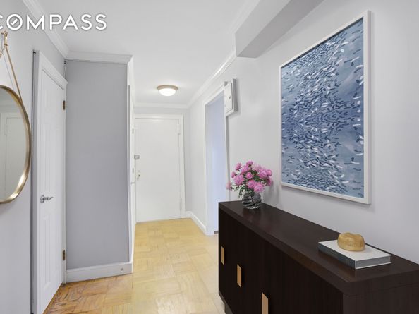 345 East 81st Street 8G, New York NY 10028