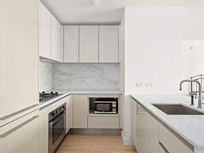 322 West 57th Street 23E, New York NY 10019