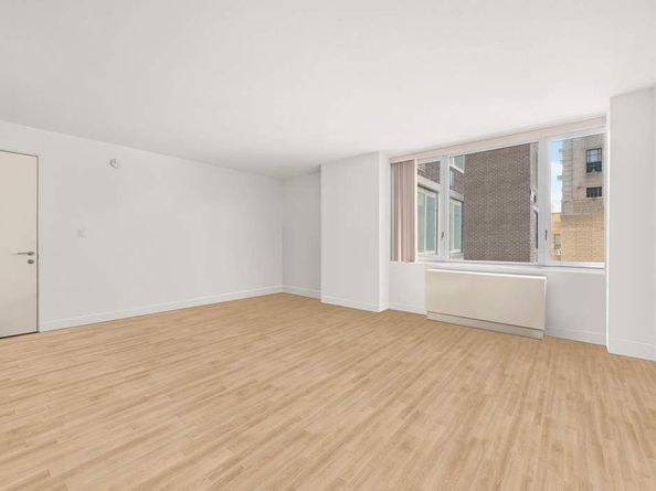 322 West 57th Street 23E, New York NY 10019