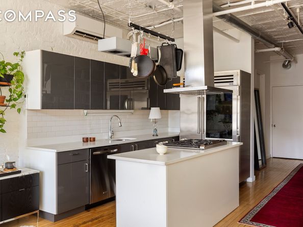 84 Forsyth Street 2F, New York NY 10002