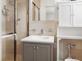 201 East 36th Street 8C, New York NY 10016