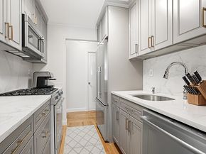 201 East 36th Street 8C, New York NY 10016