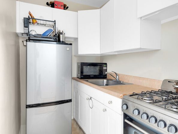 150 East 37th Street 6G, New York NY 10016