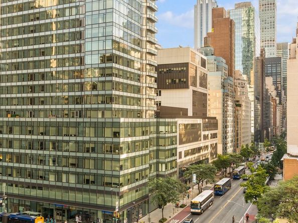 303 East 57th Street 6AB, New York NY 10022