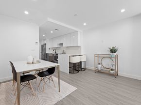 46-40 Vernon Boulevard 2B, Queens NY 11101