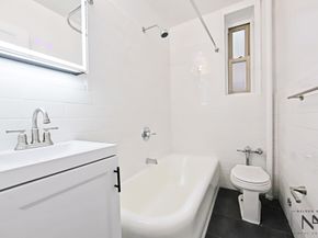 43-10 48th Avenue 2A, Queens NY 11377