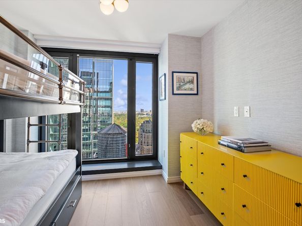 111 West 56th Street 38L, New York NY 10019