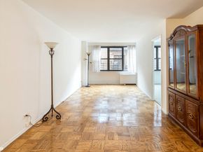 305 East 40th Street 11S, New York NY 10017