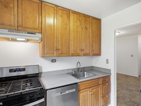 305 East 40th Street 11S, New York NY 10017