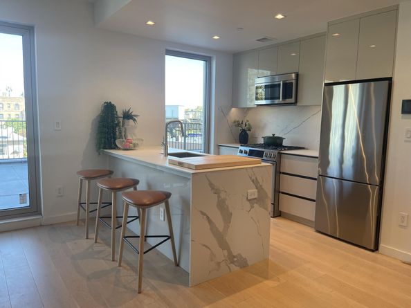 1548 72nd Street 302, Brooklyn NY 11228