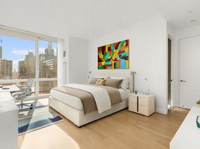 247 West 46th Street 4104, New York NY 10036