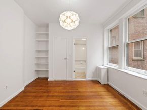 140 West 71st Street 5A, New York NY 10023