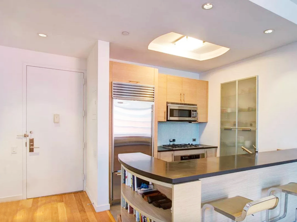 325 Fifth Avenue 24F, New York NY 10016