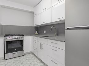 251 East 51st Street 3B, New York NY 10022