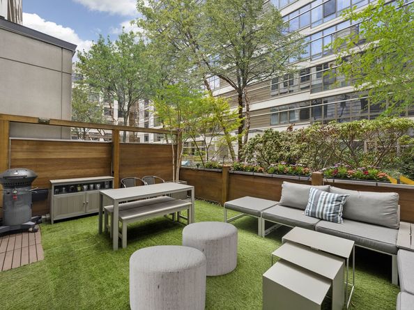 3 Morton Square, New York NY 10014