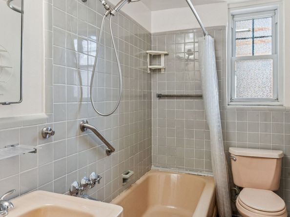 200 Cabrini Boulevard 47, New York NY 10033