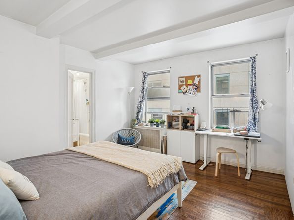 333 East 43rd Street 410, New York NY 10017