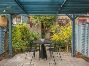 40 Slocum Crescent, Queens NY 11375