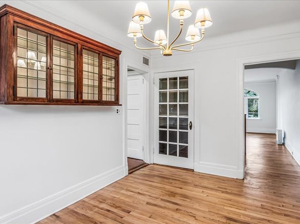 40 Slocum Crescent, Queens NY 11375