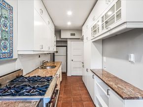 40 Slocum Crescent, Queens NY 11375