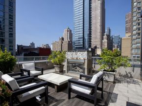 247 West 46th Street 2103, New York NY 10036