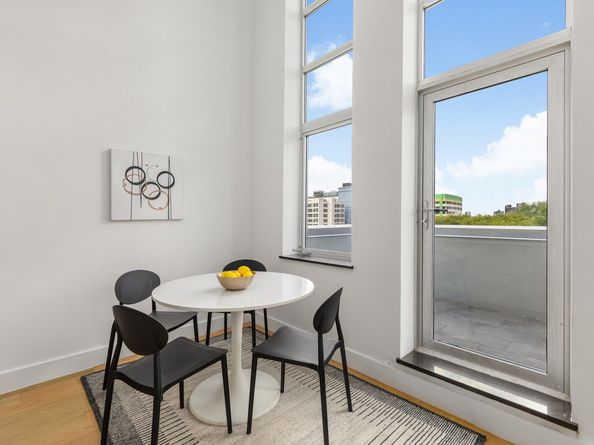 93 Waverly Avenue 4, Brooklyn NY 11205