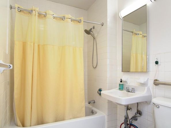 157 Broome Street 1A, New York NY 10002