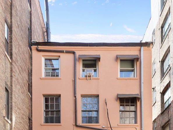 239 West 13th Street, New York NY 10011