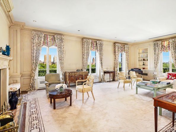 2 East 70th Street 10A, New York NY 10021