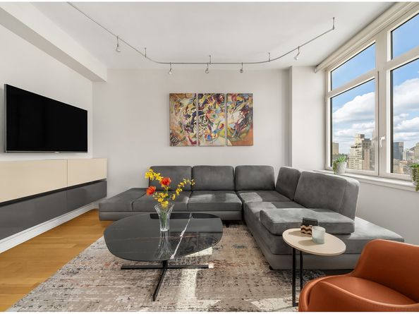 11 East 29th Street 42C, New York NY 10016