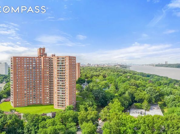 5700 Arlington Avenue 20K, Bronx NY 10471